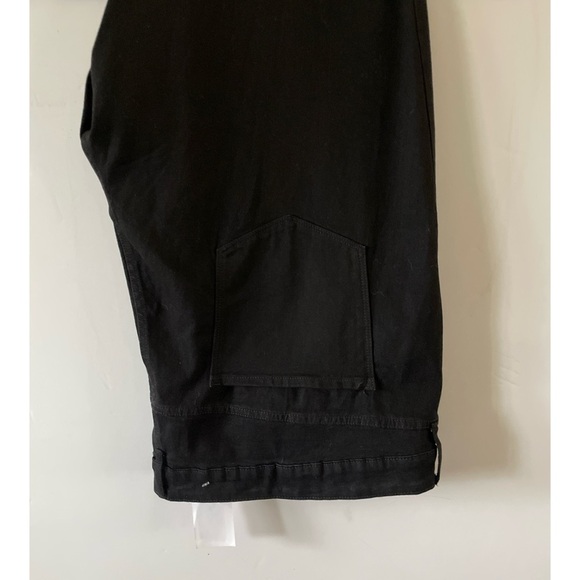 Old Navy Women's Mid Rise Kicker Boot Cut Black Jeans - Picture 3 of 8